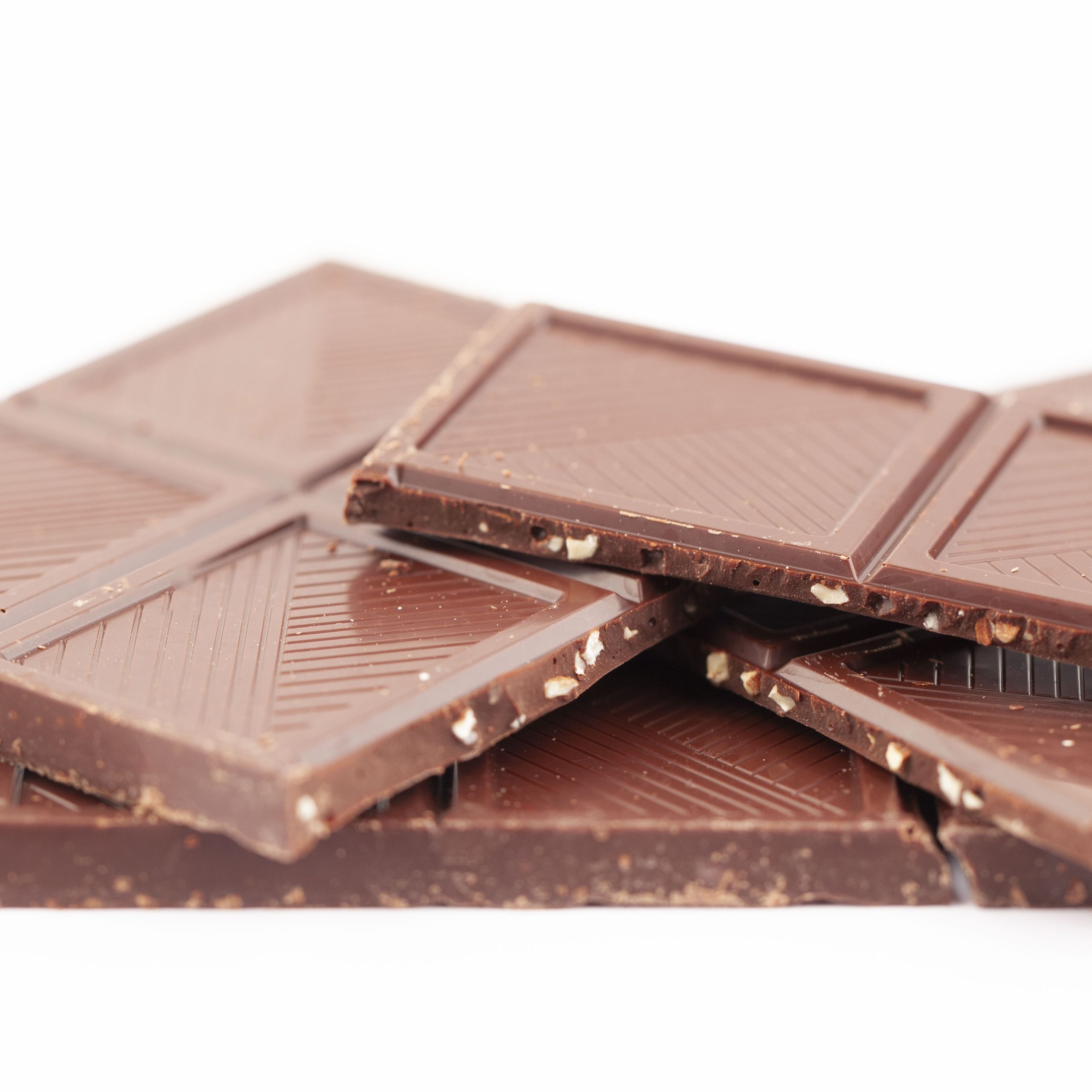 TABLETTE CHOCOLAT NOIR 60% ET AMANDES