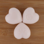 60633-savon-rose-églantine-coeur25gr